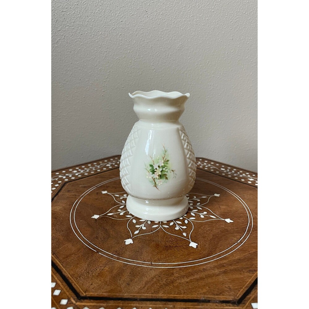 Vintage Irish Parian Donegal China Bud Vase Hawthorne